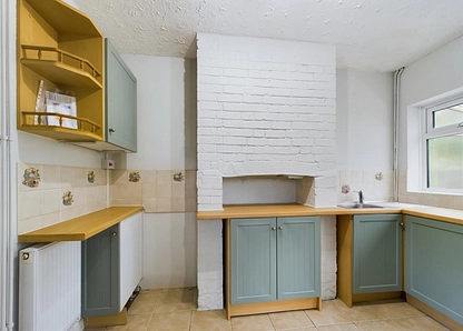 Offley, SG5 small Image 1 - the property quarter estate