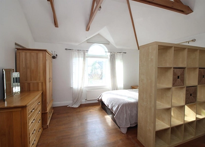 Wymondley Road, Hitchin, SG4 small Image 1 - the property quarter estate