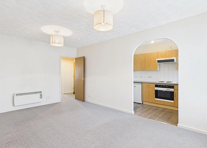 Redoubt Close, Hitchin, Hertfordshire, SG4 small Image 2 - the property quarter estate