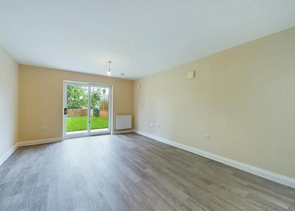 10 The Mead, Hitchin, Hertfordshire, SG5 small Image 2 - the property quarter estate