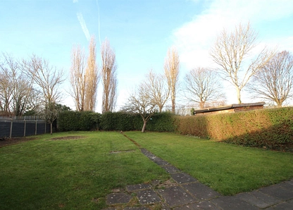 Common Rise, Hitchin, Herts, SG4 small Image 1 - the property quarter estate