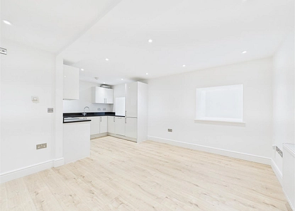 William Moss Buildings, 57 Nightingale Road, Hitchin, Hertfordshire, SG5 small Image 2 - the property quarter estate