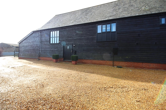 4 bedroom house to rent - Whitehall Barns, Kings Walden, Hitchin, Hertfordshire, SG4 - the property quarter estate