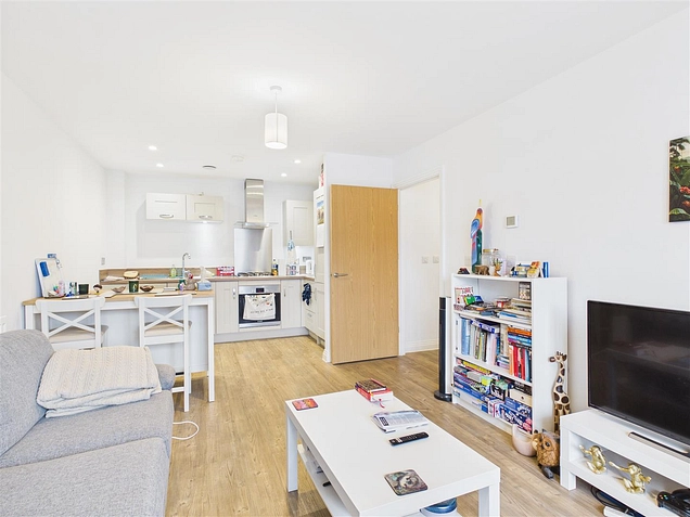 2 bedroom flat for sale - Allwoods Place, Hitchin, SG4 - the property quarter estate