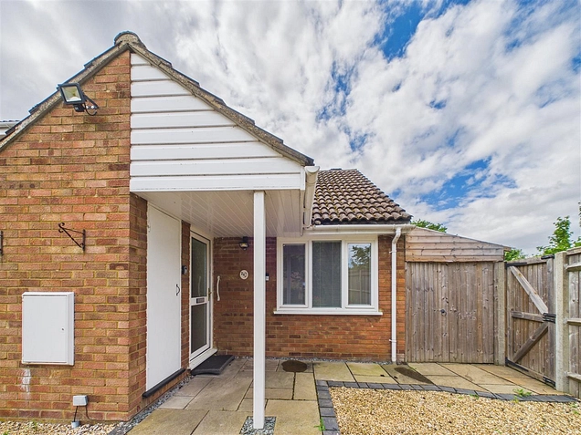 2 bedroom house to rent - Chase Hill Road, Arlesey, SG15 - the property quarter estate