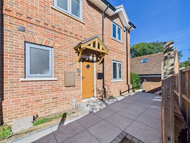 3 bedroom cottage to rent - Maydencroft Lane, Gosmore, Hitchin, SG4 - the property quarter estate